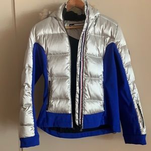 Rossignol Winter Ski Jacket. Great condition and great detail. Size Small